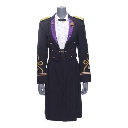 Lot #1274 - Elisabeth Campbell's (Leslie Stefanson) Retirement Dinner Costume ### THE GENERAL'S DAUGHTER (1999)