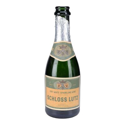 Lot #1284 - Wine Bottle ### THE GRAND BUDAPEST HOTEL (2014)