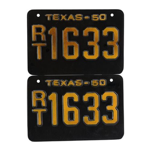 Lot #1367 - Pair of Production-Made Texas License Plates ### LEATHERFACE (2017)