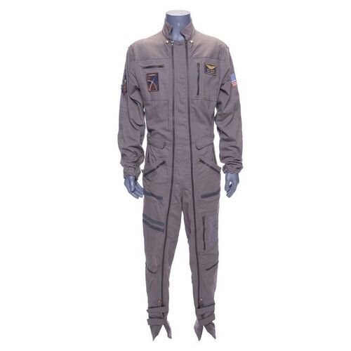 Lot #1375 - Rory Adams' (Ryan Reynolds) Flight Suit ### LIFE (2017)