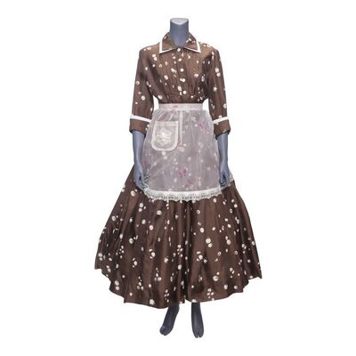 Lot #1484 - Betty Parker's (Joan Allen) Costume ### PLEASANTVILLE (1998)