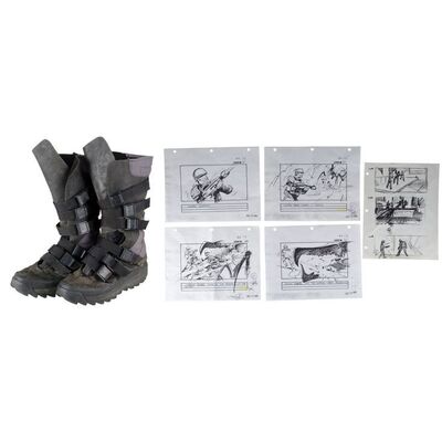 Lot #1624 - Starship Trooper Mobile Infantry Boots and Set of Printed Storyboards ### STARSHIP TROOPERS (1997)
