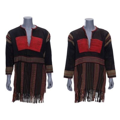 Lot #1658 - Pair of Jeff Portnoy's Vietnamese Hmong Tunics ### TROPIC THUNDER (2008)