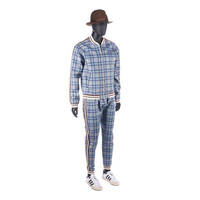 Lot #106 - Coach's (Colin Farrell) Screen-Matched Costume ### THE GENTLEMEN (2019)