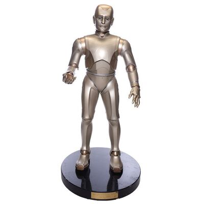 Lot #46 - Andrew Martin's (Robin Williams) NDR-114 Robot Costume ### BICENTENNIAL MAN (1999)