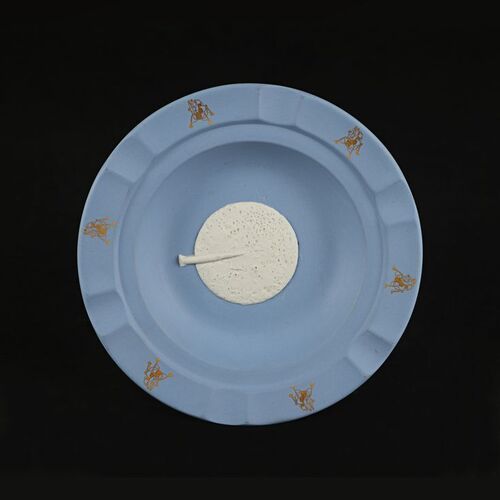 2. David Frangioni Collection: Wedgwood Commemorative Plate, circa 1968 ### 2001: A SPACE ODYSSEY (1968)