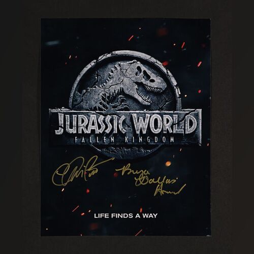 225. Chris Pratt and Bryce Dallas Howard Autographed Mini Poster ### JURASSIC WORLD: FALLEN KINGDOM (2018)