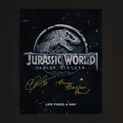 225. Chris Pratt and Bryce Dallas Howard Autographed Mini Poster ### JURASSIC WORLD: FALLEN KINGDOM (2018)