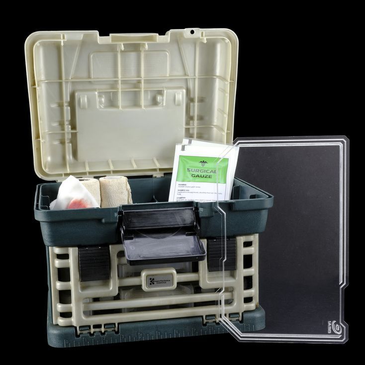 Lot # 294: The Expanse (2015-2022): Laconia Medkit with Laconia Tablet