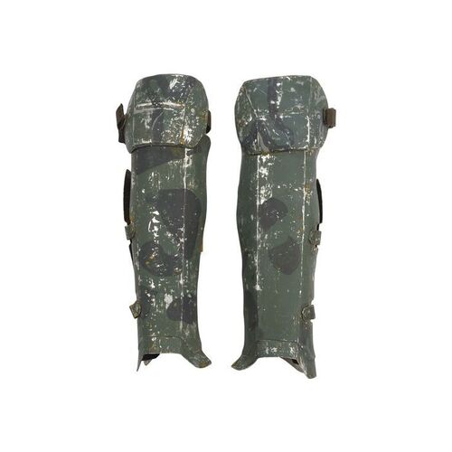 15. Pvt. Crowe's (Tip Tipping) Pair of Colonial Marine Greaves ### ALIENS (1986)