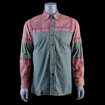 61. Rick Deckard's (Harrison Ford) Photo-Matched Shirt ### BLADE RUNNER (1982)