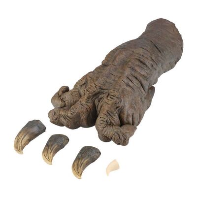 136. Stuart Ziff Collection: Terror Dog Foot with Four Claws ### GHOSTBUSTERS (1984)