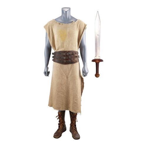 148. Maximus Decimus Meridius' (Russell Crowe) Training Costume with Moroccan Sword ### GLADIATOR (2000)