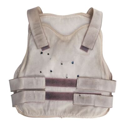 204. Martin Riggs' (Mel Gibson) Screen-Matched Bulletproof Vest ### LETHAL WEAPON (1987)