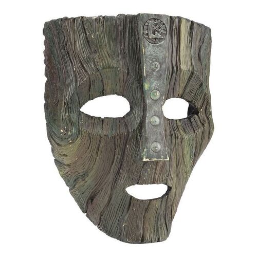 224. Stanley Ipkiss' (Jim Carrey) The Mask of Loki ### THE MASK (1994)