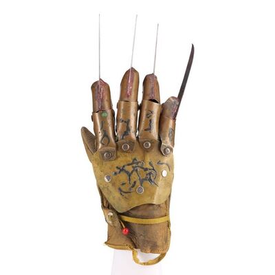 252. Freddy Krueger's (Robert Englund) Bloodied Razor-Claw Glove ### NIGHTMARE ON ELM STREET 5, A: THE DREAM CHILD (1989)