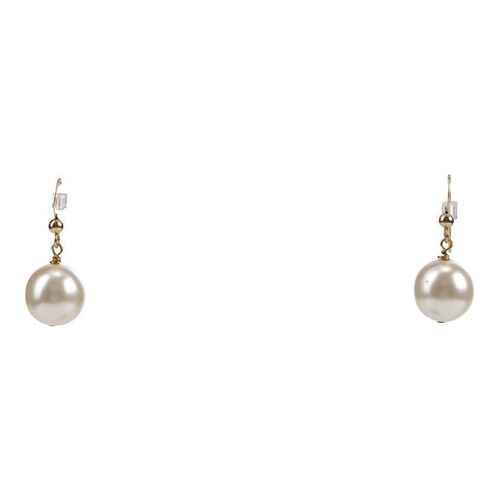 266. Vivian Ward's (Julia Roberts) Pair of Earrings ### PRETTY WOMAN (1990)