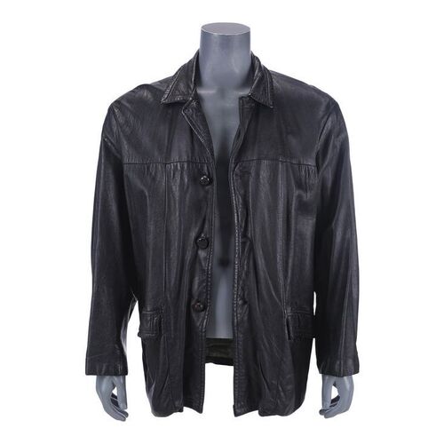 283. David Mills' (Brad Pitt) Leather Jacket ### SE7EN (1995)