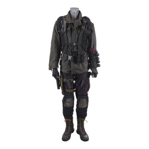 445. John Connor's (Christian Bale) Final Battle Costume ### TERMINATOR SALVATION (2009)