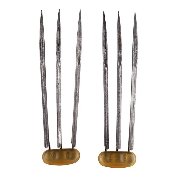 Lot # 478: LOGAN (2017) - Wolverine's (Hugh Jackman) Metal Claws