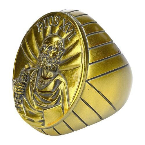 521. Large-Scale Pope Pius XVI Ring ### ANGELS AND DEMONS (2009)