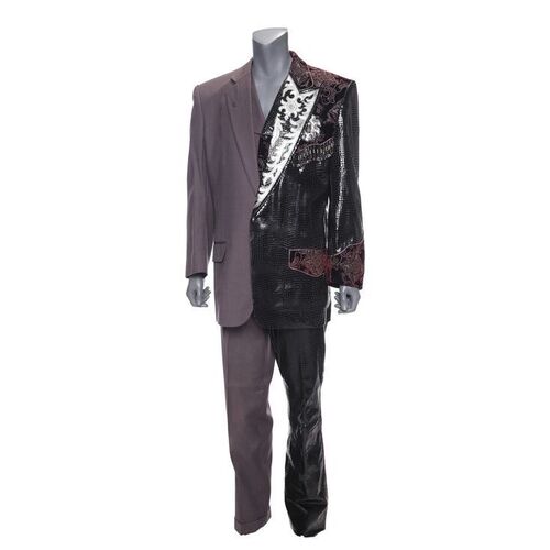 572. Production-Made Two-Face (Tommy Lee Jones) Suit Costume ### BATMAN FOREVER (1995)