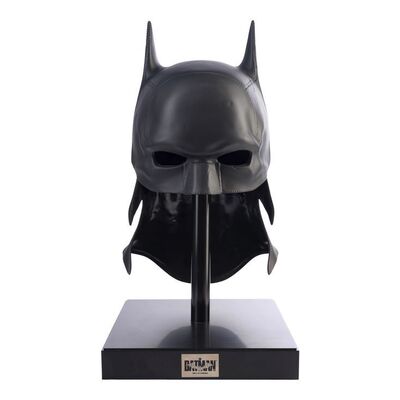 586. Boxed Limited-Edition Warner Bros. Studios Batman (Robert Pattinson) Cowl Replica ### THE BATMAN (2022)