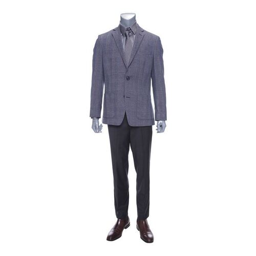 618. Gus Fring's (Giancarlo Esposito) Gray Suit ### BETTER CALL SAUL (T.V. SERIES, 2015-2022)