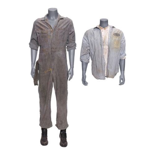 632. Rick Jarmin's (Mel Gibson) Screen-Matched Coveralls and Work Shirt with Undershirt and Boots ### BIRD ON A WIRE (1990)
