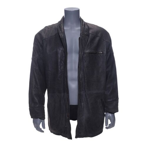 634. Nick Conklin's (Michael Douglas) Distressed Leather Jacket ### BLACK RAIN (1989)