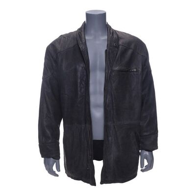 634. Nick Conklin's (Michael Douglas) Distressed Leather Jacket ### BLACK RAIN (1989)
