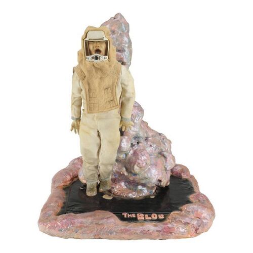 648. Hazmat Suit Scientist Model Miniature Figure ### THE BLOB (1988)