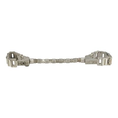692. Riddick's (Vin Diesel) Metal Handcuffs ### THE CHRONICLES OF RIDDICK (2004)