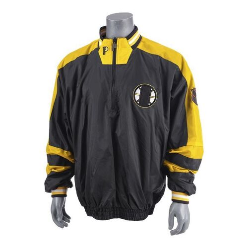 911. Chuckie Sullivan's (Ben Affleck) Black-and-Yellow Jacket ### GOOD WILL HUNTING (1997)