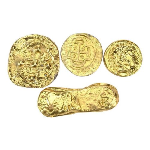 915. Set of One-Eyed Willy's Assorted Treasure ### THE GOONIES (1985)