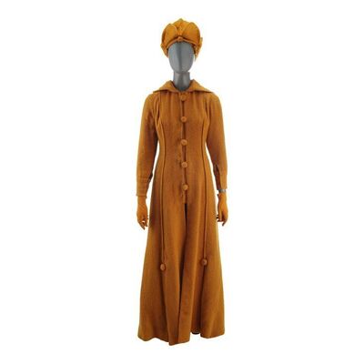 922. Maggie Dubois' (Natalie Wood) Arctic Costume Components ### THE GREAT RACE (1965)