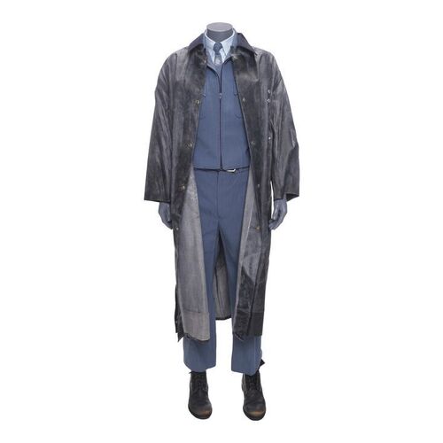 936. Tom's (Christian Slater) Costume ### HARD RAIN (1998)