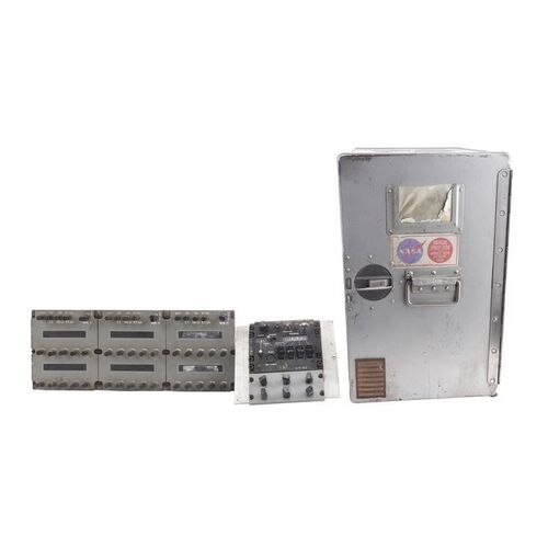 1008. Endurance Locker with Pair of Control Panels ### INTERSTELLAR (2014)