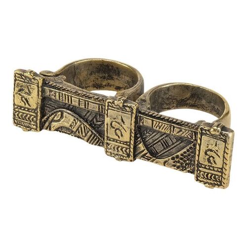 1132. Kaecilius' (Mads Mikkelsen) Sling Ring ### DOCTOR STRANGE (2016)