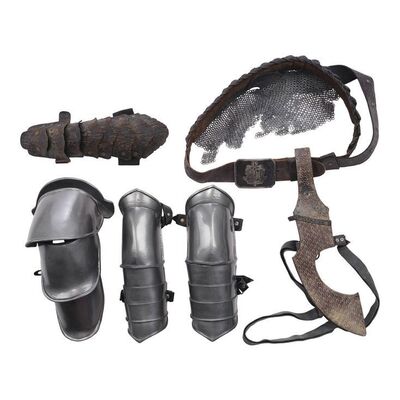 1185. Natalie Artemis' (Milla Jovovich) Costume Components ### MONSTER HUNTER (2020)