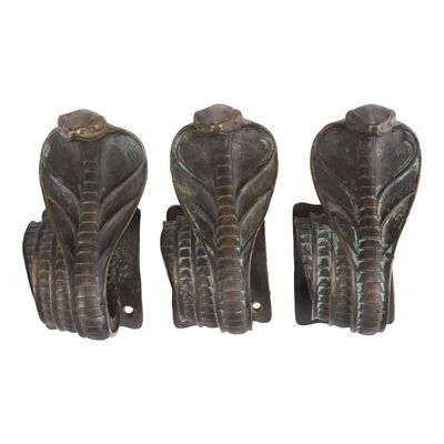 1196. Set of Three Cobra Door Lock Rings ### THE MUMMY (1999)