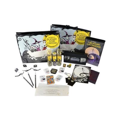 1219. Set of Crew Gifts ### THE NIGHTMARE BEFORE CHRISTMAS (1993)