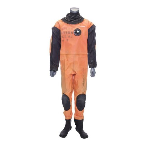 1319. Dirk Pitt's (Matthew McConaughey) Production-Made Dive Jumpsuit ### SAHARA (2005)