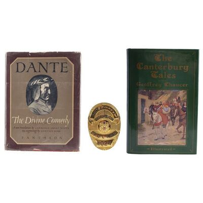 1333. Detective Lt. William Somerset's (Morgan Freeman) Badge and "Dante's Inferno" Book with David Mills' (Brad Pitt) "The Canterbury Tales" Book ### SE7EN (1995)