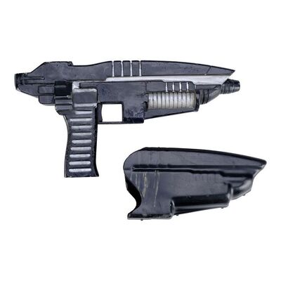 1610. Kantarean Energy Pistol and Holster ### STAR TREK: ENTERPRISE (2001-2005)