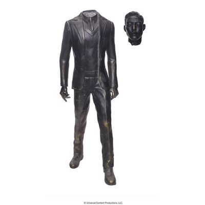 Lot #16: Young Ben Hargreeves's (Ethan Hwang) Statue with Detached Head ### UMBRELLA ACADEMY, THE (2019 - 2024)