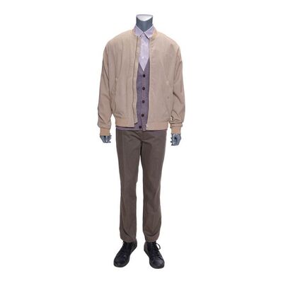 Lot #119: Harlan's (Callum Keith Rennie) 65-Year-Old Costume ### UMBRELLA ACADEMY, THE (2019 - 2024)