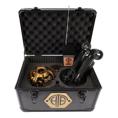 Lot #241: Teen Umbrella Academy Moldova Bomb with Two Flashlights and Hargreeves Enterprises Walkie Talkie ### UMBRELLA ACADEMY, THE (2019 - 2024)