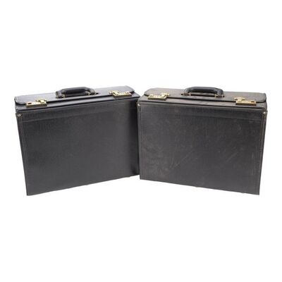 Lot #253: A Pair of Time Traveling Briefcases ### UMBRELLA ACADEMY, THE (2019 - 2024)