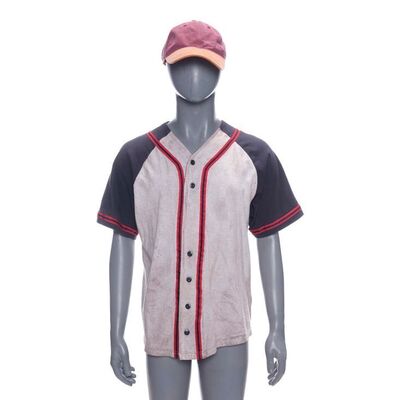 Lot #7: Glenn Rhee's (Steven Yeun) Atlanta Shirt and Hat ### WALKING DEAD, THE (2010-2022)